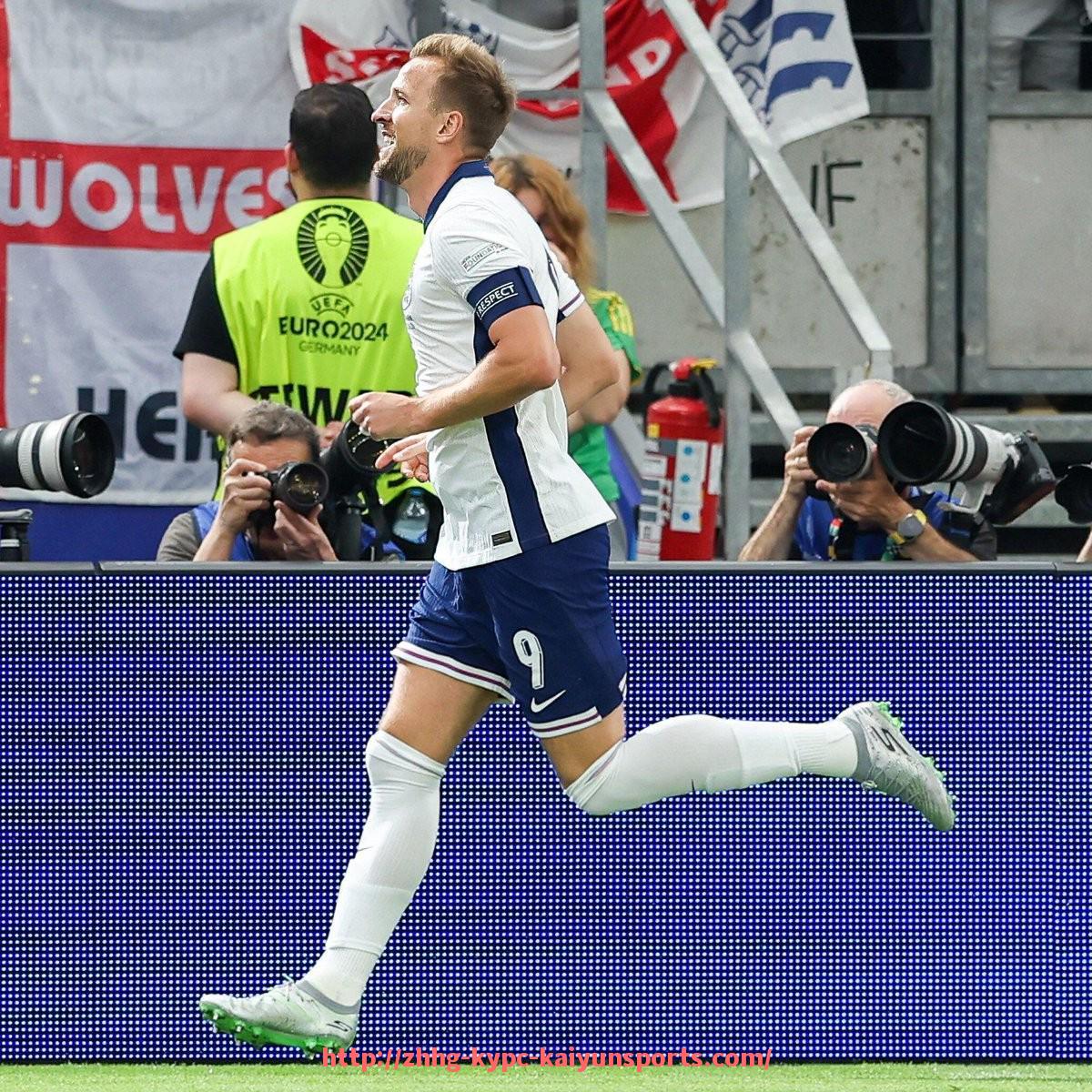 ky开云体育-世俱杯推荐选手名单，潜力新星及明星球员的重点关注介绍